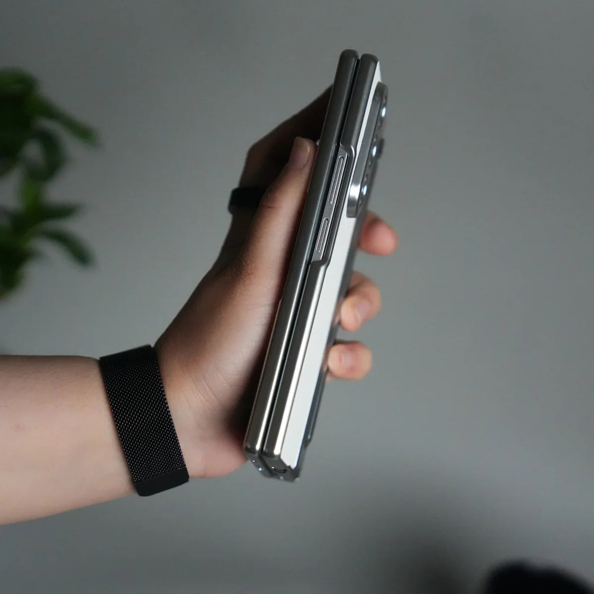 Galaxy Z Fold Leather Armor Case - Hinge & Front Glass Protection