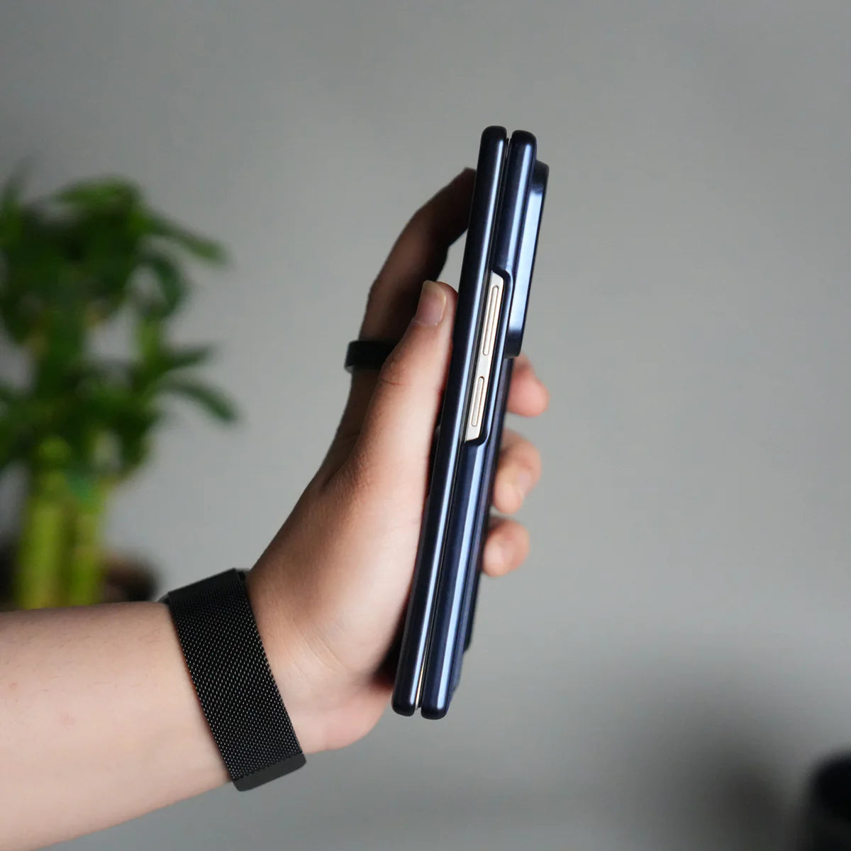 Galaxy Z Fold Leather Armor Case - Hinge & Front Glass Protection